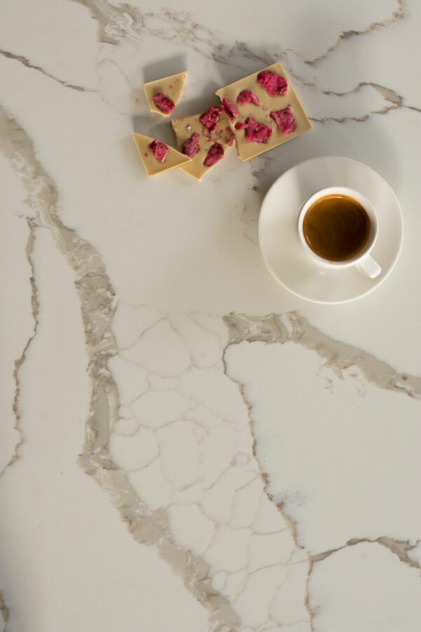 Technistone Crystal Calacatta Silva